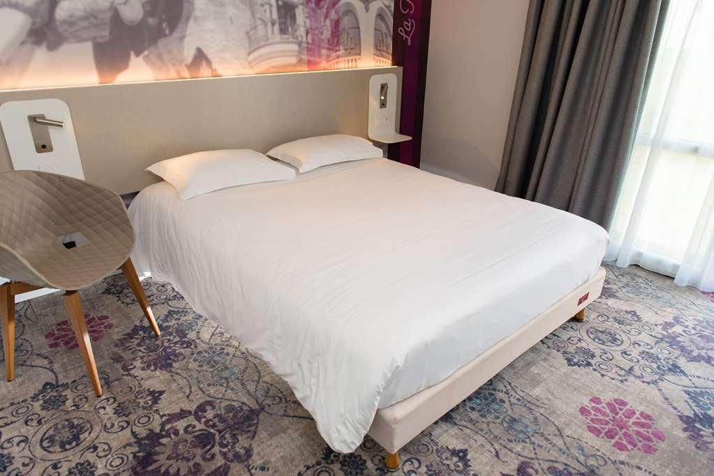 Brit Hotel Nantes Vigneux - L'Atlantel الغرفة الصورة